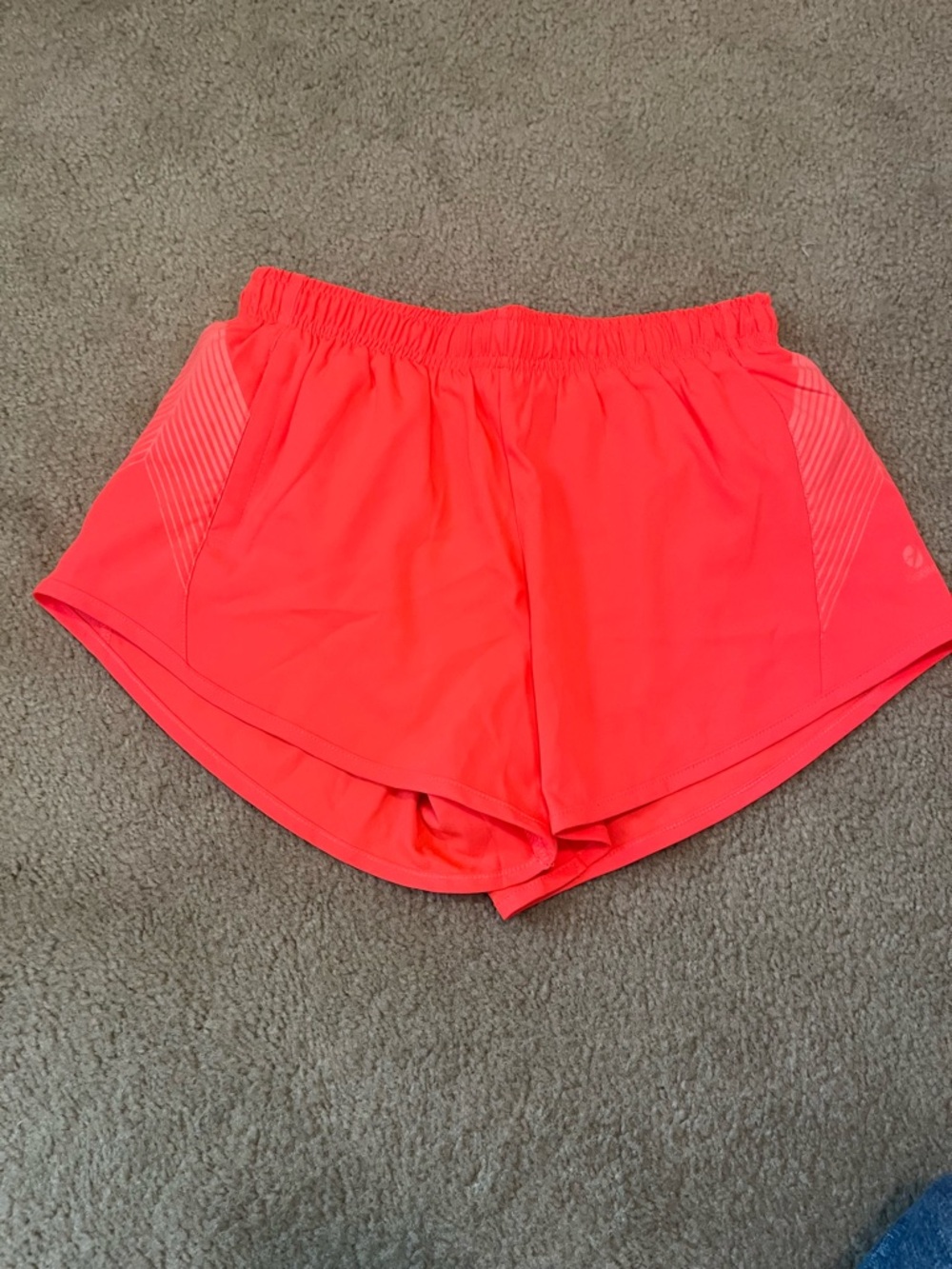 Oiselle Distance Shorts in Bright Coral/Pink/Orange in Sz 2